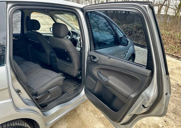 Ford S-Max cena 15900 przebieg: 370000, rok produkcji 2009 z Wrocław małe 407